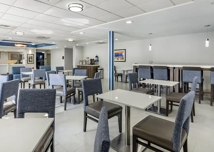 Comfort Inn & Suites Troutville-Roanoke North